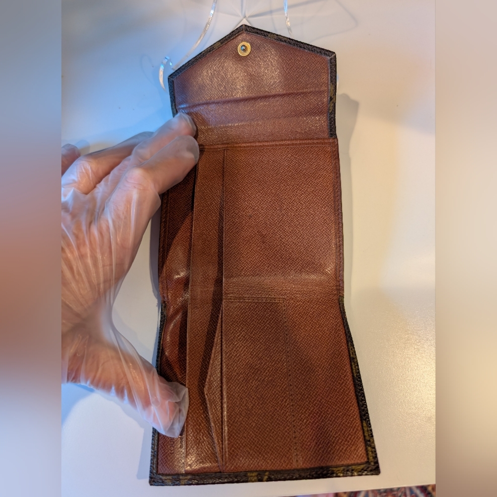 Louis Vuitton Vintage Monogram Wallet 1986 - Picture 11 of 16